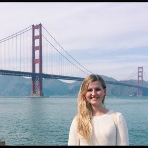 Meet your Posher, Emily